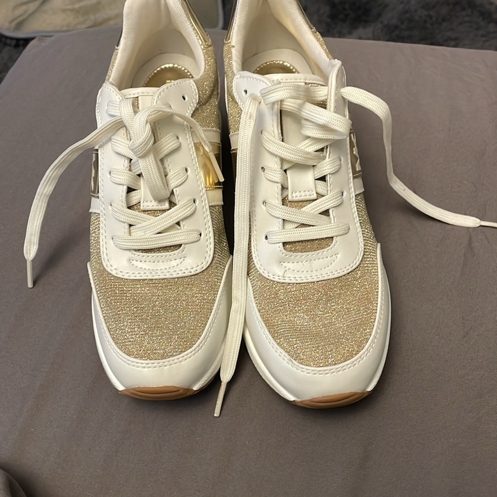 Brand new Michael Kors sneakers - Picture 2 of 5
